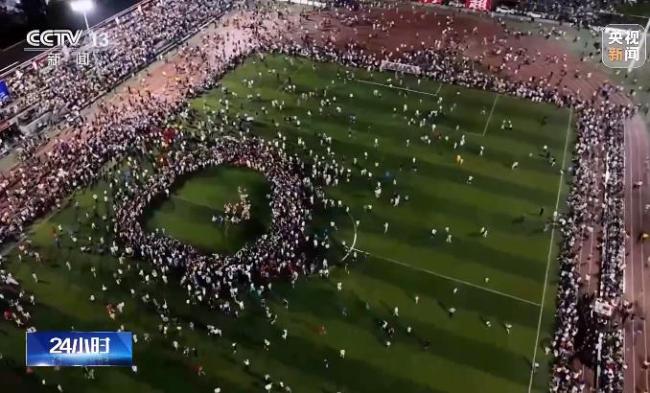 “村超”究(jiū)竟有多火(huǒ)?帶你感受(shou)鄉村“足球(qiú)之夜”