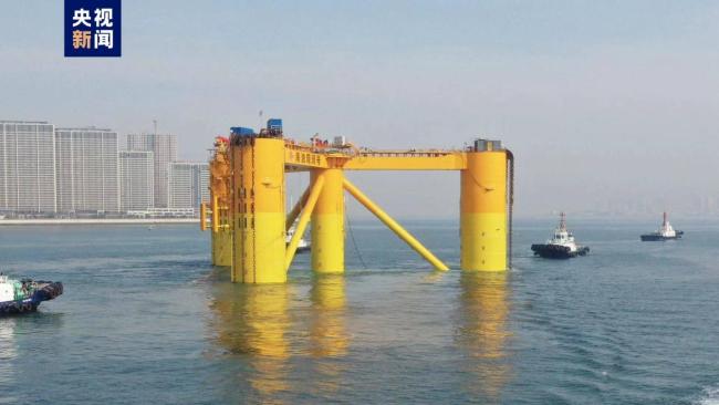 我(wo)國深遠海(hǎi)浮式風電(diàn)平台啟運(yùn)
