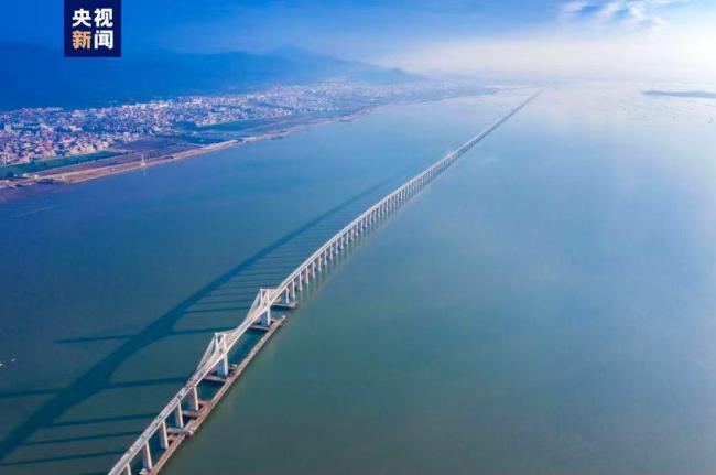 開通倒計(ji)時!複興号(hao)智能動車(chē)組正式在(zài)福廈高鐵(tie)試跑